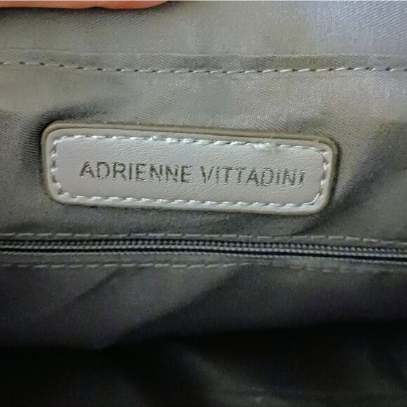 Adrienne Vittadini Designer Purse, Shoulder Bag, Crossbody Bag - Picture 6 of 16